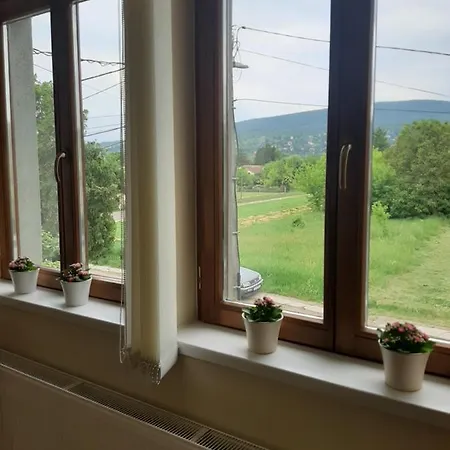 Megyeri Apartament Pócsmegyer