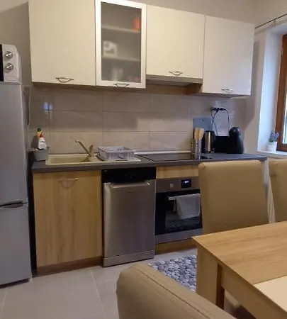 Apartament Megyeri *