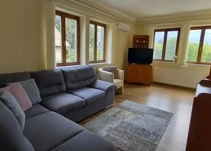 Apartament Megyeri *